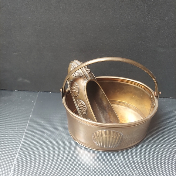 Vintage brass decor. Slipper ashtray 5in plant pot/ handle - Picture 4 of 8